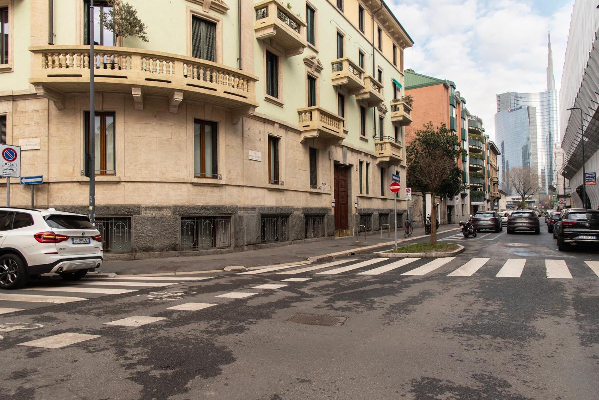 Youhosty - Chinatown Bright And Luxury Apartment Milano Eksteriør billede