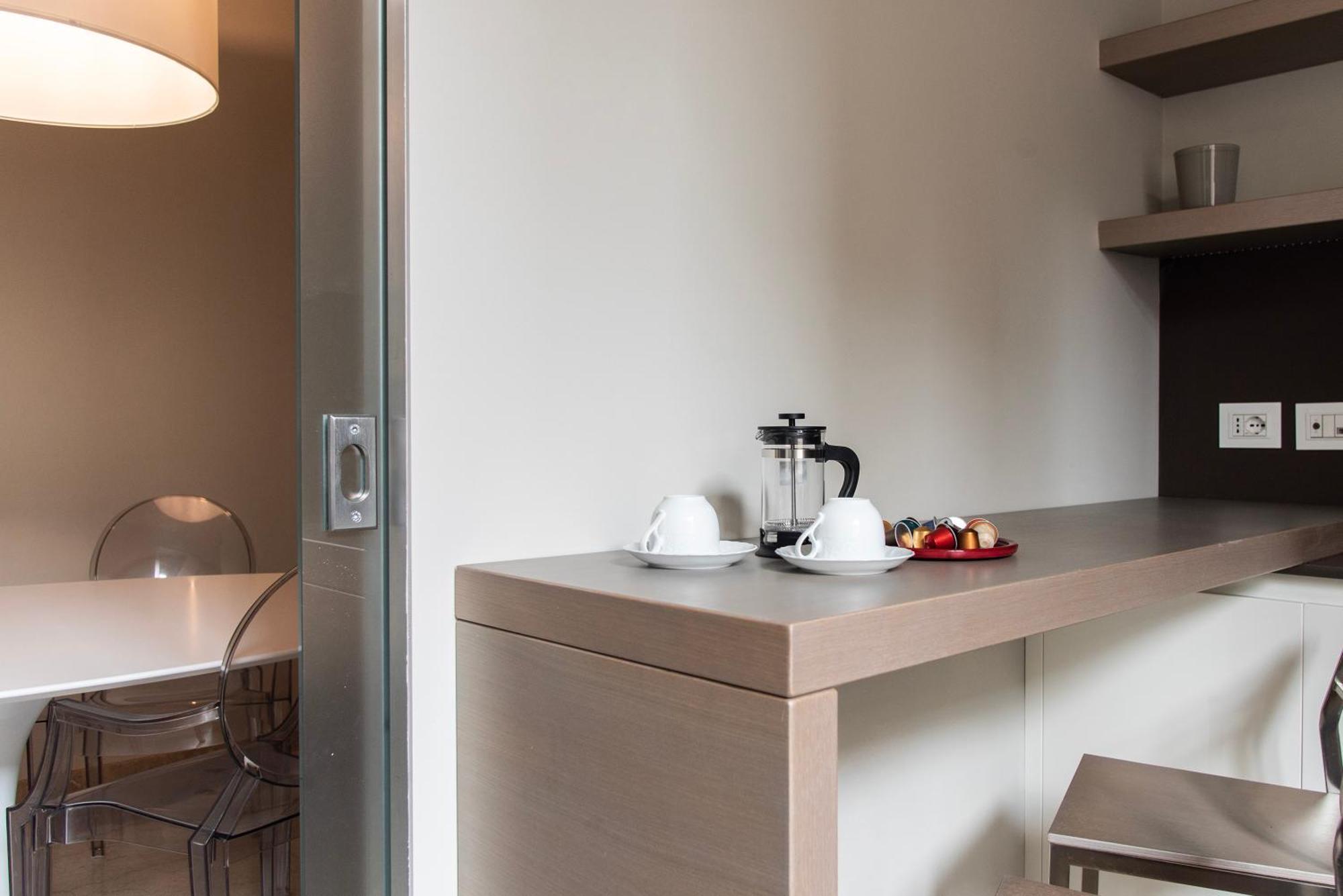 Youhosty - Chinatown Bright And Luxury Apartment Milano Eksteriør billede